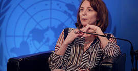 Financial Times'a ilk kadın genel yayın yönetmeni