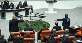 AKP ve CHP'li vekiller arasında 'Ecevit' tartışması