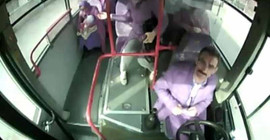 Otobüs şoförünün dikkati bebeğin hayatını kurtardı
