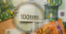 'Euro kimsenin sahip olmak istediği bir para değil'