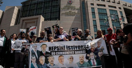 Cumhuriyet davasında 'reddi hakim talebi'ne ret