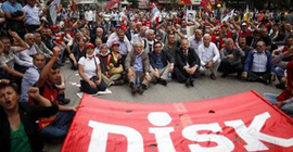 DİSK 11 kentte alanlara çıktı
