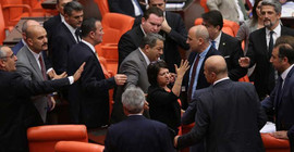 Ahmet Şık’ın eleştirileri Meclis’te tansiyonu yükseltti