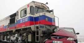 Kars'ta tren kazası: 3 ölü
