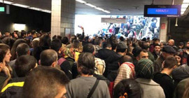 İstanbul'da bazı metro seferlerinde arıza, yoğunluk var