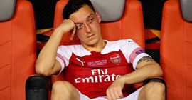 Özil ile Arsenal arasında 'Uygur' ihtilafı