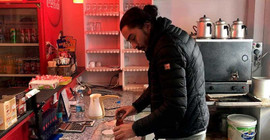 Konya'da çaycılık yaptığı 'Devlet Tiyatrosu'na müdür oldu
