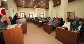 Urla kayyımından bilindik uygulama: Belediye Meclisi toplanmayacak
