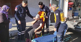 Diyarbakır'da mangal yakarken deodorant şişesi patladı