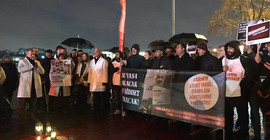 ‘Sağlıkta Şiddet Yasası' çıkarılması için hekimler eylem yaptı