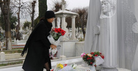 Hrant Dink için mezar başı anması yapıldı