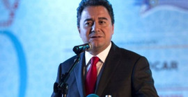 Ali Babacan partisinin kuruluşunu yine erteledi