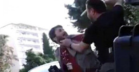 Gazetecinin başına silah dayayan polise 4 yıl sonra dava