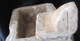 Sinop'ta İsa'nın çarmıha gerildiği haçı muhafaza ettiği düşünülen taş sandık bulundu