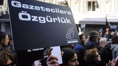 Gazetecilerin gözaltına alınması: İnsanlık dışı koşullar gizlenmeye çalışılıyor