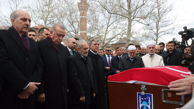 Erdoğan, Gül ve Davutoğlu aynı cenazede buluştu