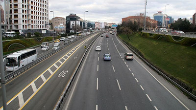 Trafiğe koronavirüs etkisi: Toplu taşıma yüzde 30 azaldı