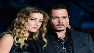 Johnny Depp parmağını kendisi kesmiş