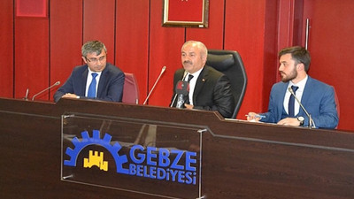 AKP'li belediye yasağa rağmen meclisi toplantıya çağırdı