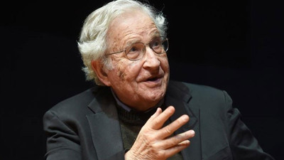 Chomsky: Bu süreçten sonra önümüzde iki seçenek var