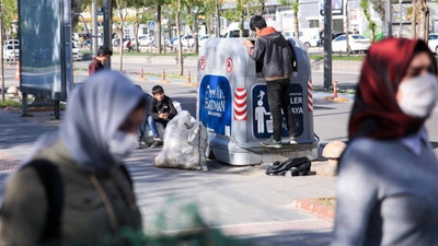 Salgına rağmen çocuklar sokaklarda çalışıyor