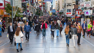 Türkiye’de halkın yüzde 44’ü aşırı kalabalık evlerde yaşıyor