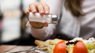 Restoranlarda salata büfeleri kaldırıldı, masalara tuzluk dahi konmayacak