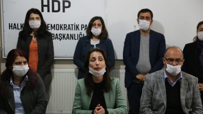 HDP heyetinden Kars Belediyesi'ne ziyaret: AKP ve küçük ortağı tahammül edemiyor