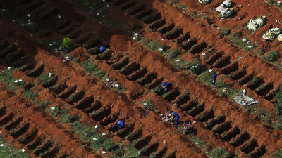 Devlet Başkanının salgını ciddiye almadığı Brezilya'da 749 kişi daha hayatını kaybetti