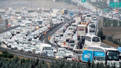 Geçtiğimiz yıl, 5 bin 473 kişi trafik kazalarında yaşamını yitirdi