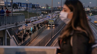 İBB Bilim Kurulu'ndan valiliğe toplu taşıma çağrısı: Farklı mesai saati ve ayrı şerit uygulansın