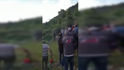 Jandarma maden ocağı istemeyen halka müdahale etti