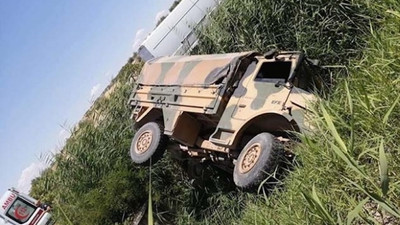 Antep'te askeri araç devrildi: 1'i ağır 5 yaralı