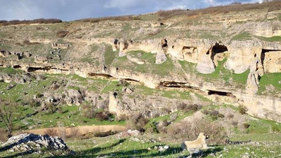 Dersim'de şimdi de arkeolojik sit alanına taş ocağı