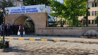 HDP'li Diyadin Belediyesi'ne polis baskını: Eş başkan gözaltına alındı