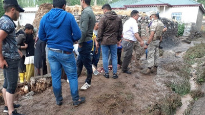 Doğubeyazıt'ta yaşanan selde bir çocuk yaşamını yitirdi