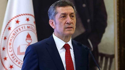 Bakan Selçuk: Okullar hazırlıklar yapılarak açılacak