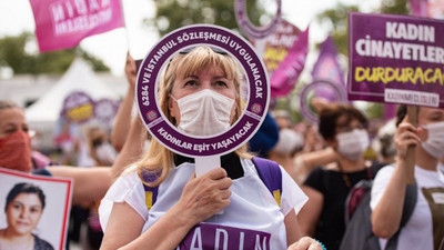 Kadınlar İstanbul Sözleşmesi'ne sahip çıkarak alanlara iniyor: Birbirimizden vazgeçmeyelim