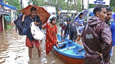 Hindistan'da sel felaketi: 43 kişi hayatını kaybetti