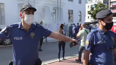 Bursa'da işleri kötü giden esnaf valilik önünde bedenini ateşe verdi