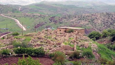 Tahincioğlu: Çocuklar ölmüş, bebekler ölmüş, toplu mezara gömülmüş, o mezar hâlâ açılmamış