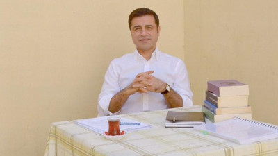 Demirtaş: Geçmişle yüzleşmeyi bir kenara atalım demiyorum, bunu kişiler üzerinden yapmayalım diyorum