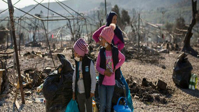 Almanya Moria kampında evsiz kalan 1500 mülteciyi alacak