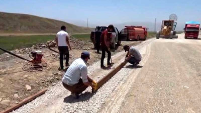 Kayyım, asfalt yerine beton döktü