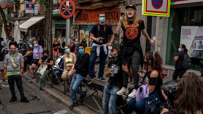 Madrid’in fakir mahallelerinde Covid-19 protestosu: Sınıf temelli önlemlere hayır