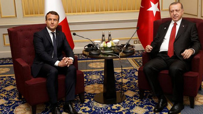 Erdoğan ile Macron telefonda görüşecek