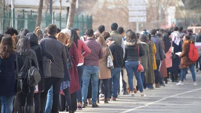 Binlerce genç işsizlikle boğuşurken, AKP’lilerin çocukları bakanlık ve TRT'de işe alınıyor