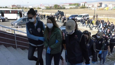 Kars Belediye Eş Başkanı Alaca ve 14 kişinin gözaltı süresi uzatıldı