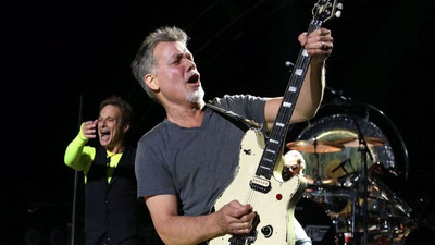 Ünlü gitarist Eddie Van Halen hayatını kaybetti