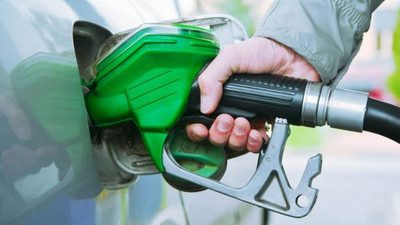 Benzine 16, motorine ise 22 kuruş zam geliyor